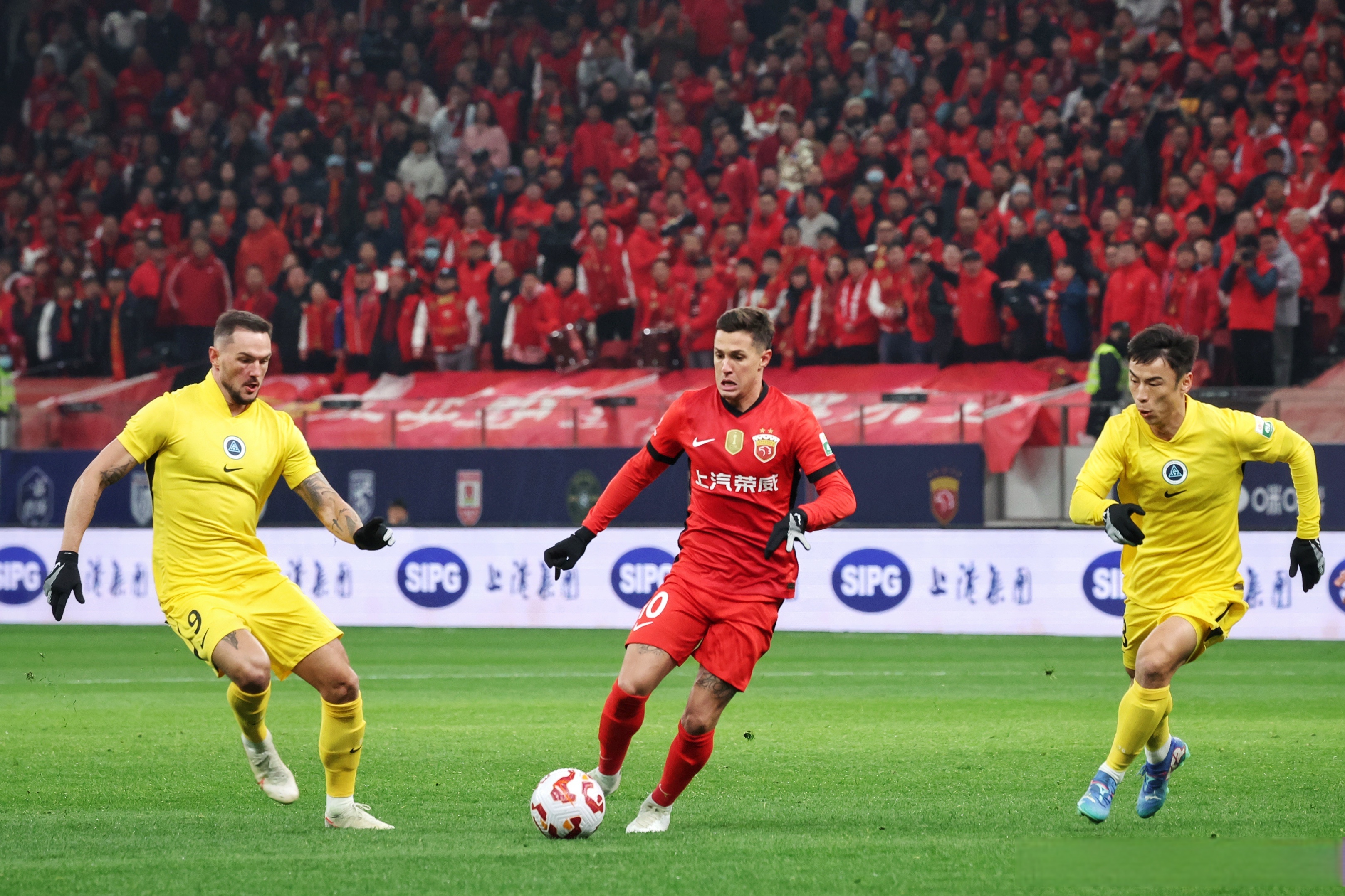 凭借一波深圳队,中超成功破门,现场弹幕炸裂的简单介绍 凭借一波深圳队,中超成功破门,现场弹幕炸裂的简单介绍