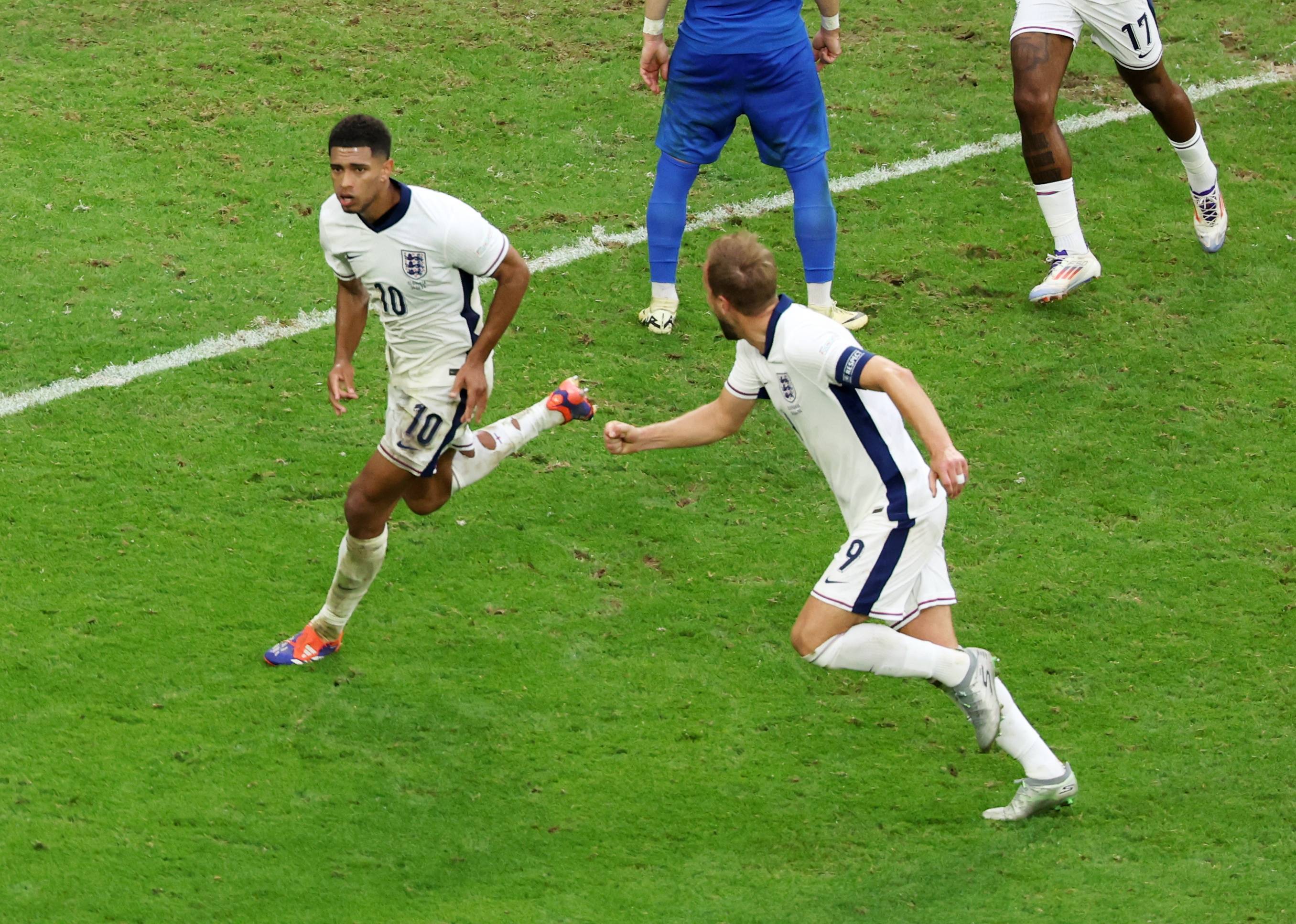 1xbet体育活动-关于捷克队在加时赛中力克斯洛伐克，晋级欧锦赛四分之一决赛的信息