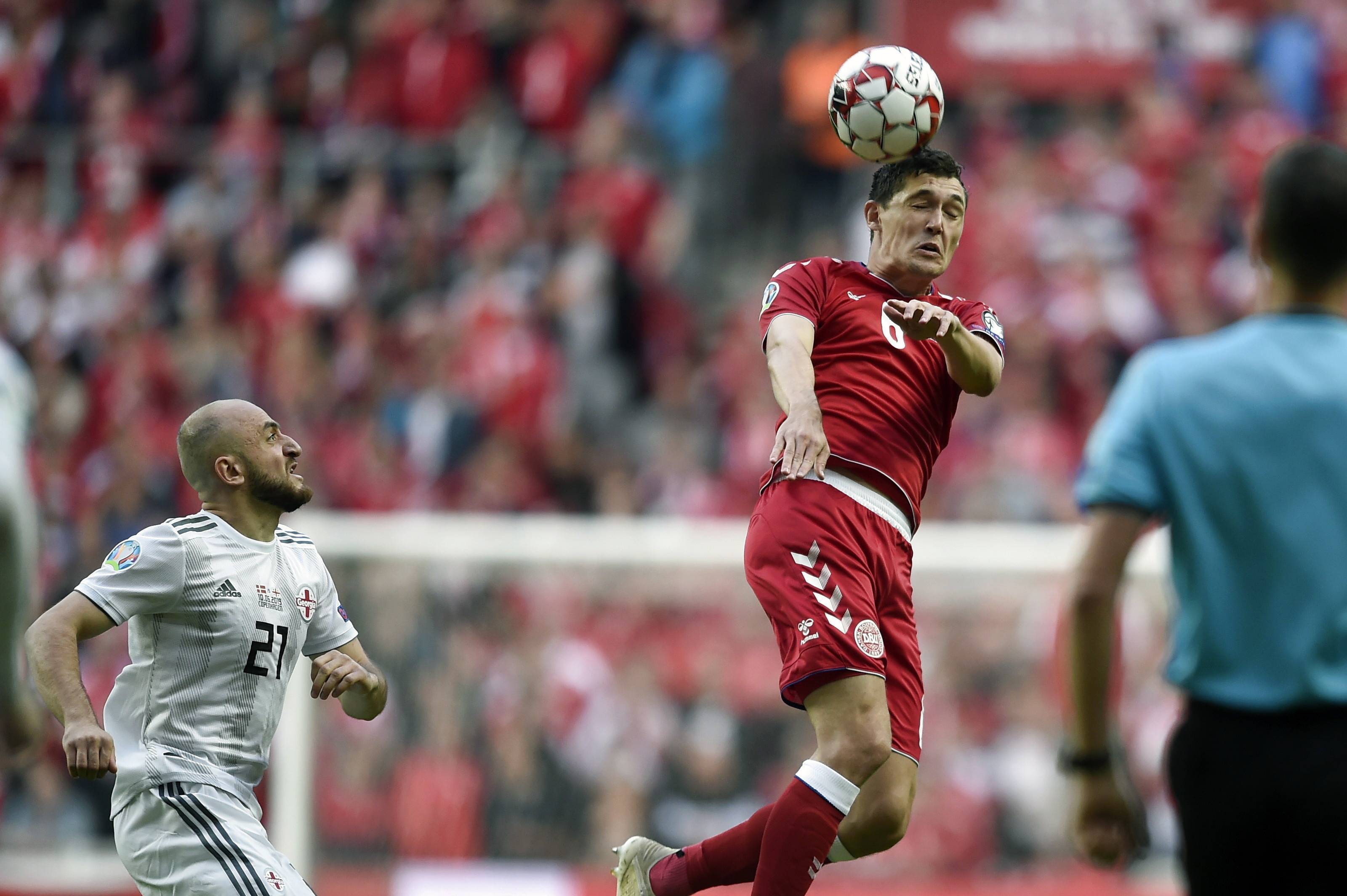 关于捷克队在加时赛中力克斯洛伐克,晋级欧锦赛四分之一决赛的信息 关于捷克队在加时赛中力克斯洛伐克,晋级欧锦赛四分之一决赛的信息