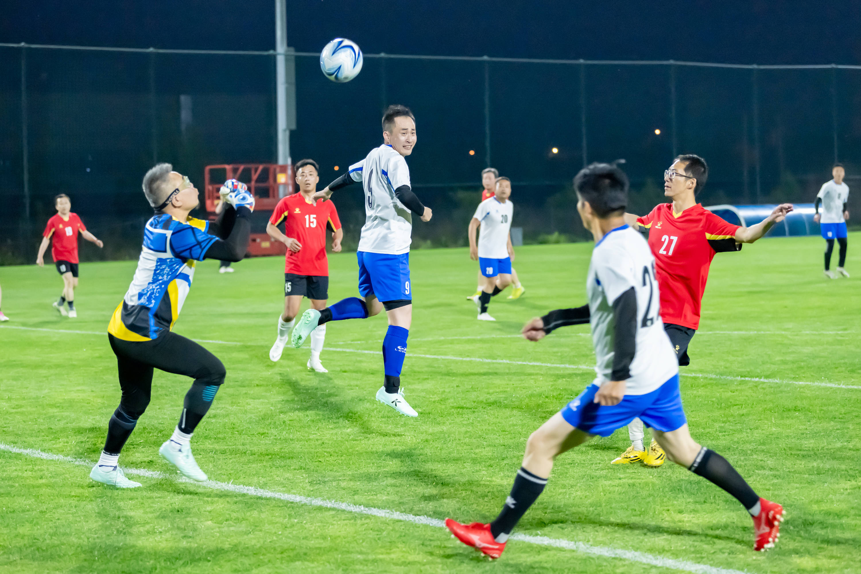 足球联赛冠军赛壮观场面将展现 足球联赛冠军赛壮观场面将展现