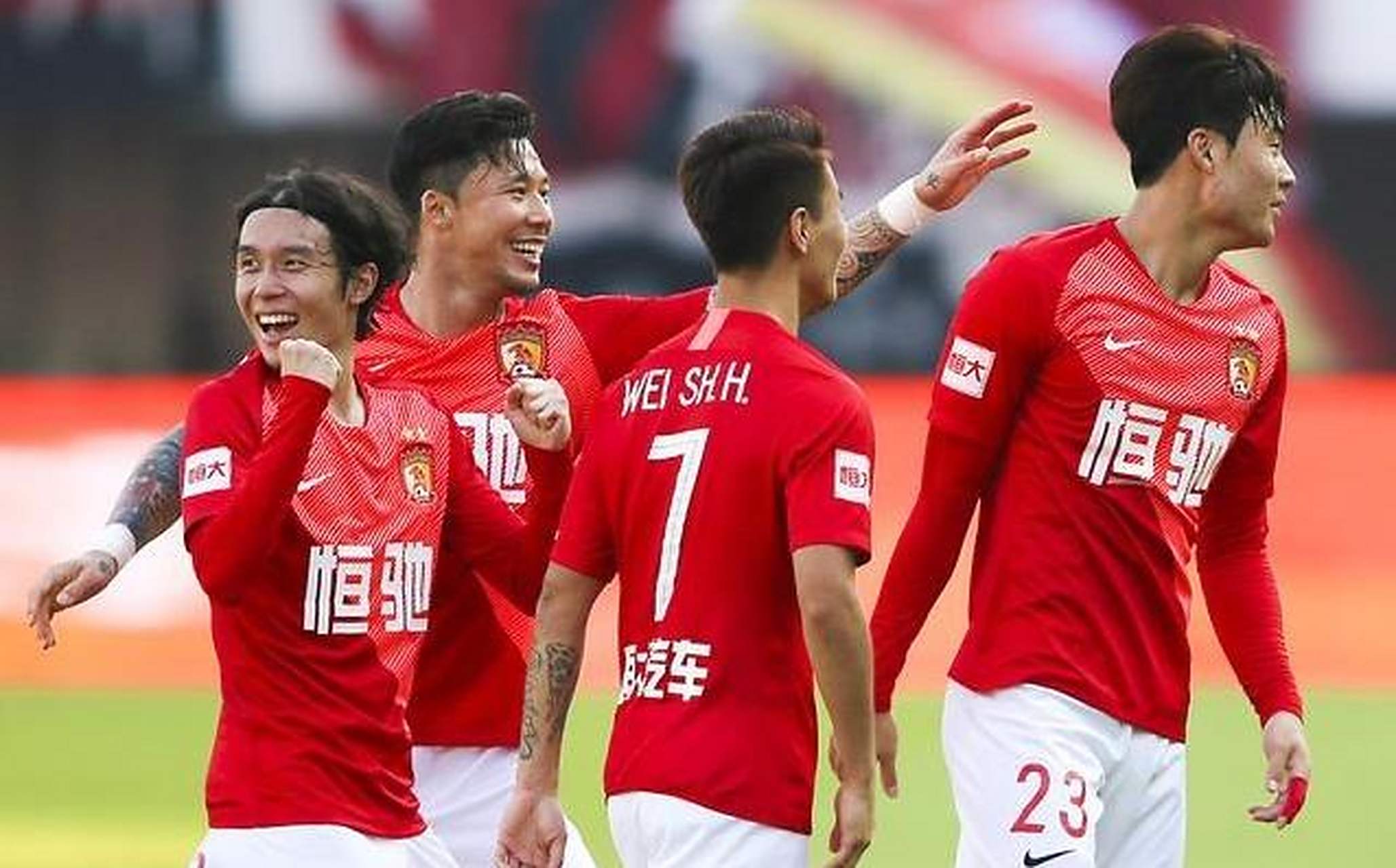 广州德比:广州富力对阵广州恒大 广州德比:广州富力对阵广州恒大