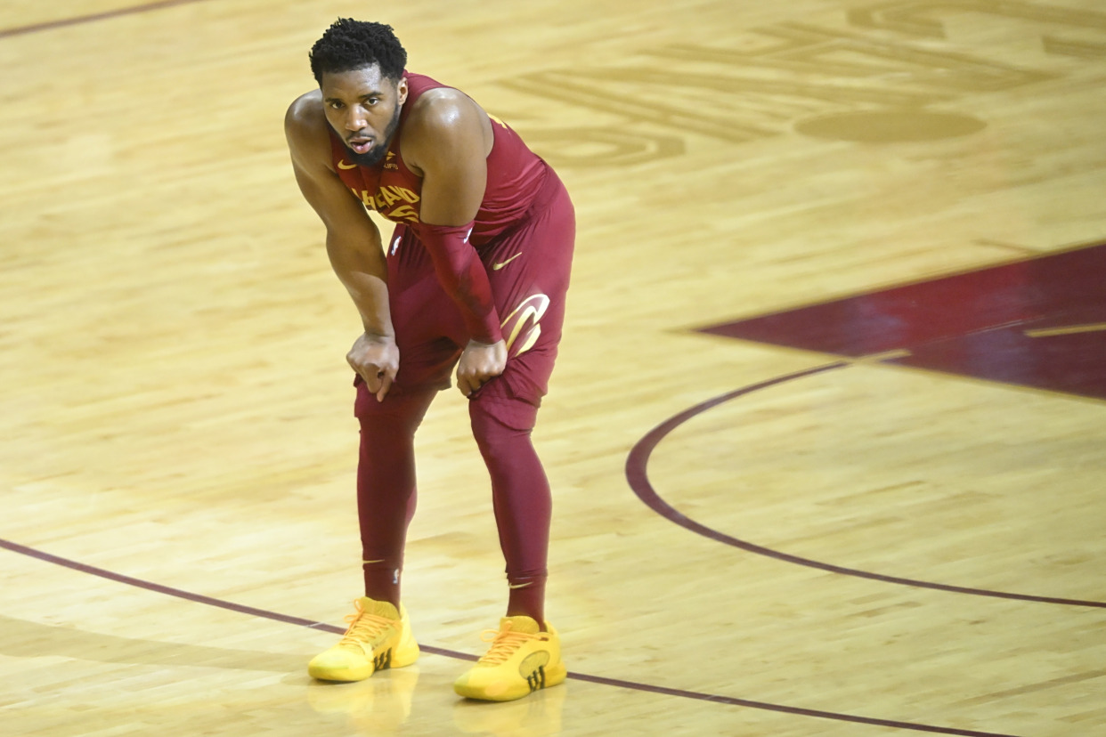 1xbet体育馆-球场飒爽英姿!NBA比赛中男神亮相