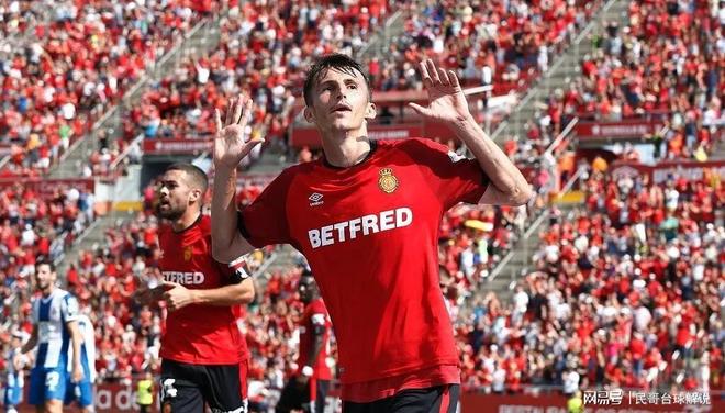 皇马欧冠出局后重返西甲联赛红魔连续领跑