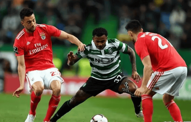 包含葡萄牙门将神扑救主，逼平实力不俗的对手的词条