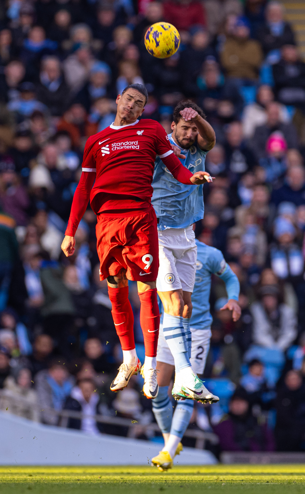 利物浦客场大胜曼城，强势领先